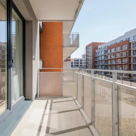 Blueground Vysocany Balcony Nr Park Prg-107 *